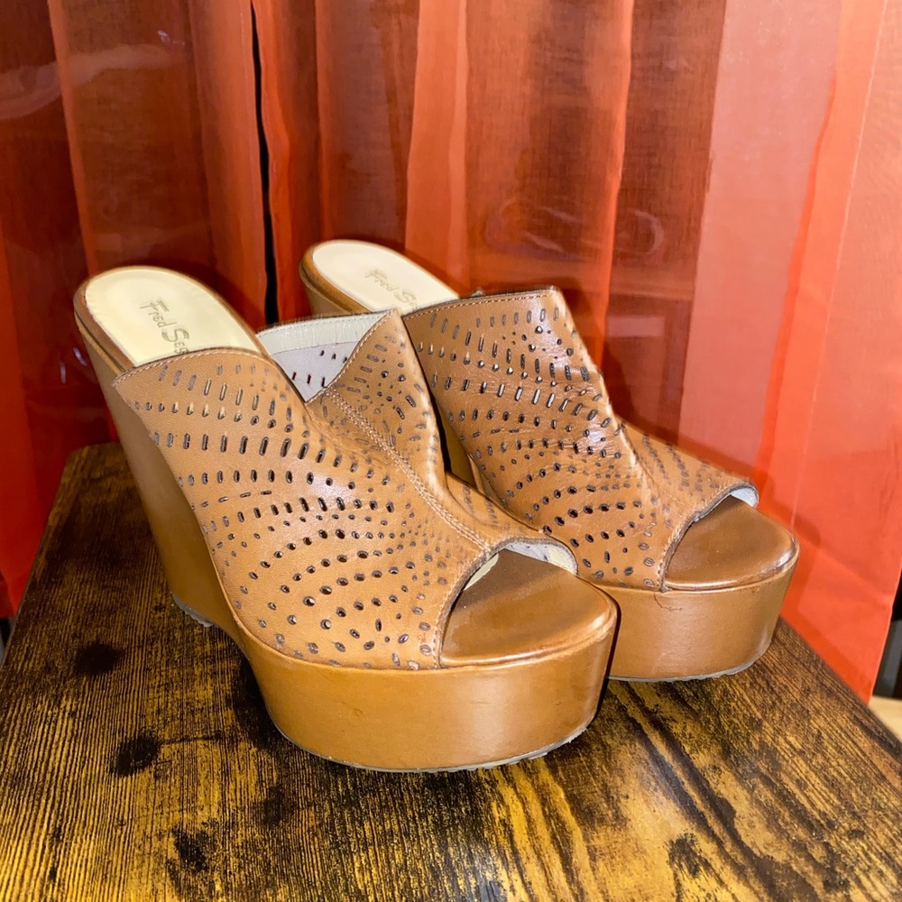 Fred Segal Feet Shoes Size 39